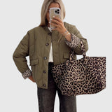 Noémie - Elegantní bunda s leopardími detaily